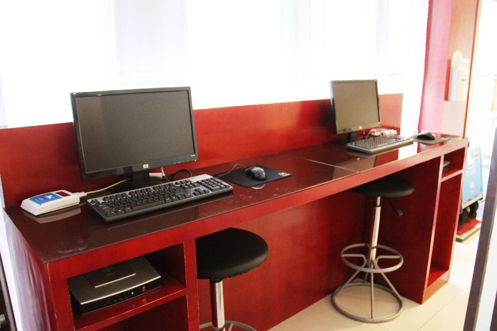Hanting Express Shangri-La Branch Buitenkant foto